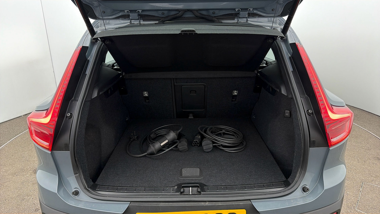 Used Volvo XC40 2023 for sale - 78040406: Photo 16