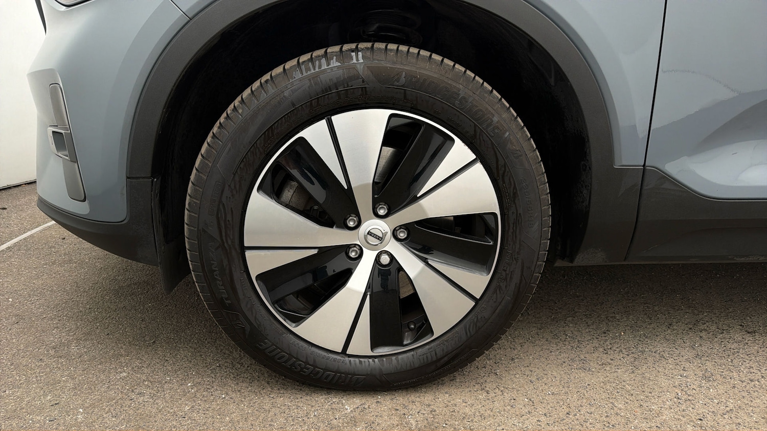 Used Volvo XC40 2023 for sale - 78040406: Photo 17