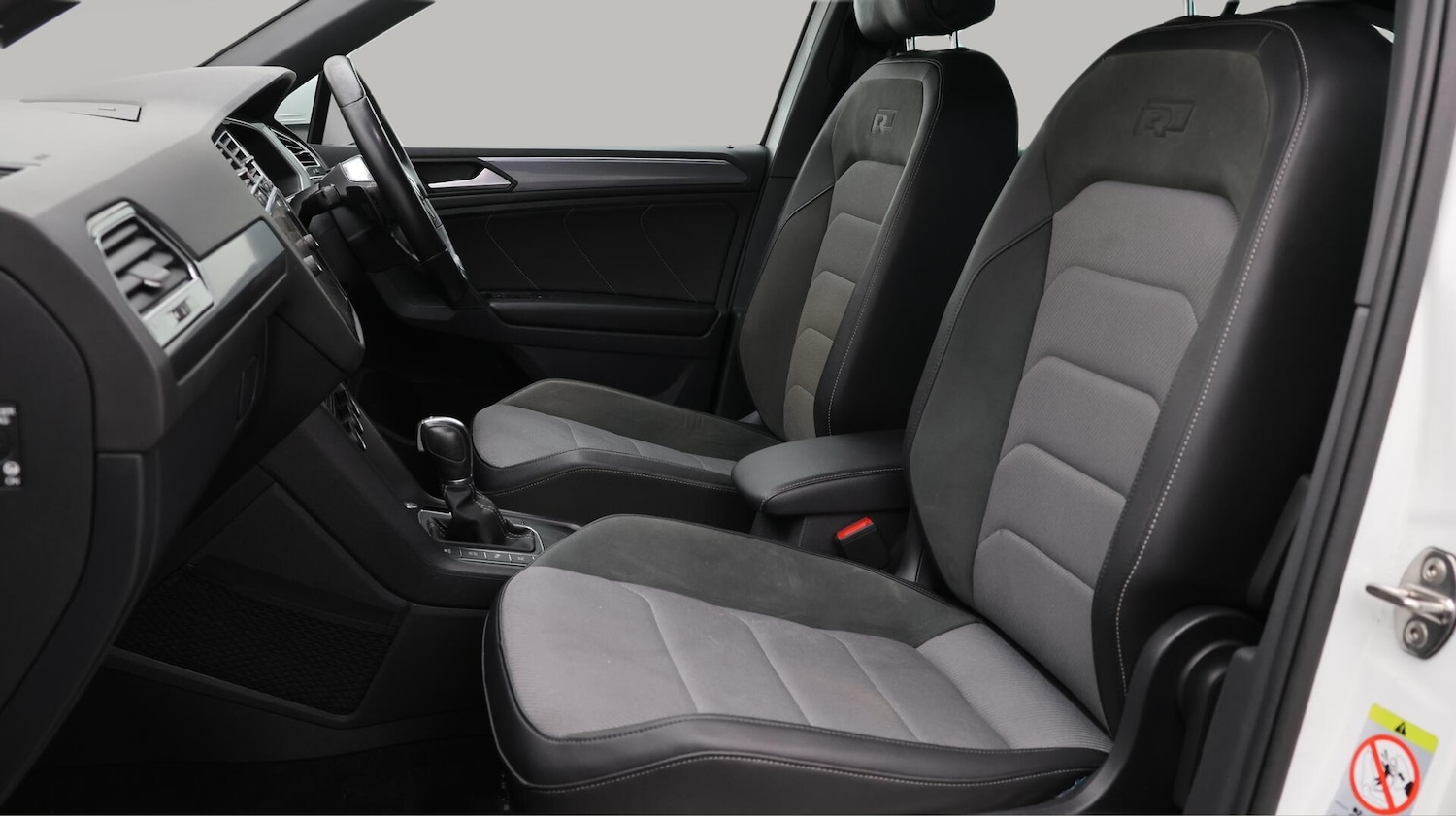 Used Volkswagen Tiguan 2019 for sale - 76688590: Photo 15