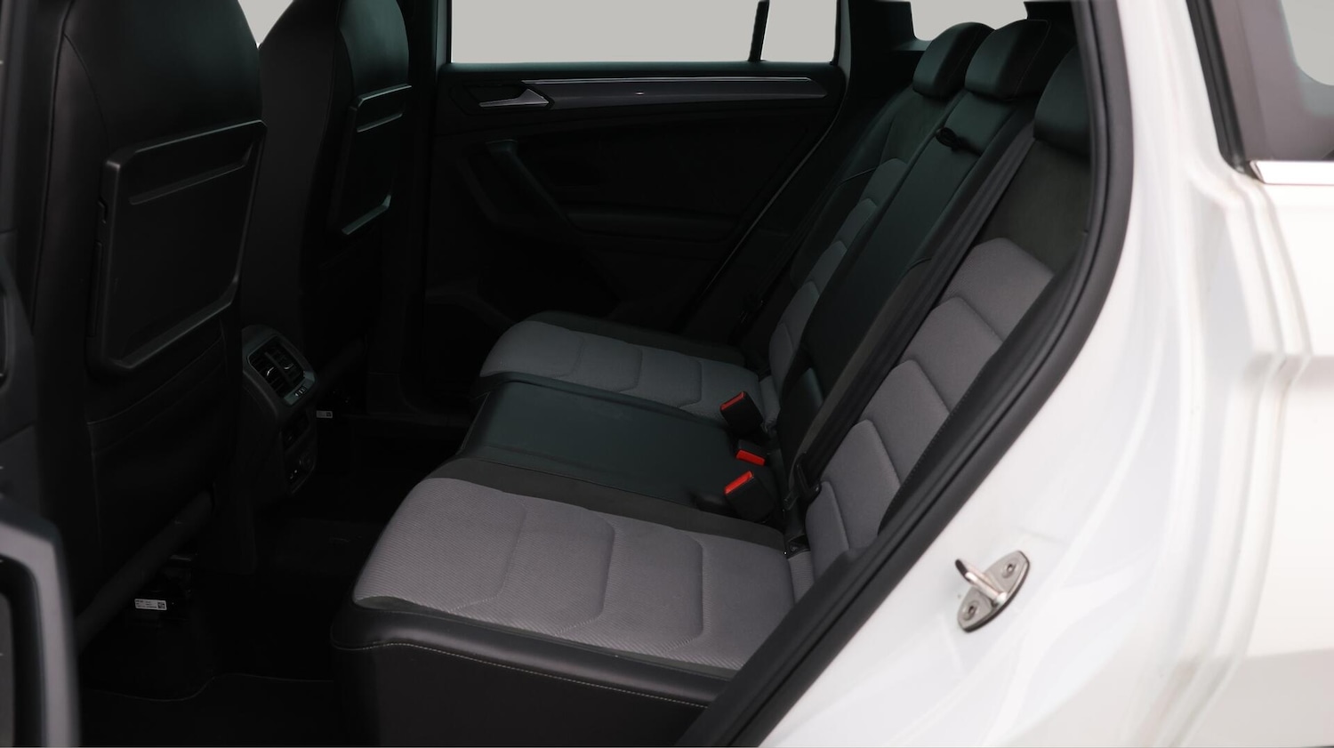 Used Volkswagen Tiguan 2019 for sale - 76688590: Photo 17