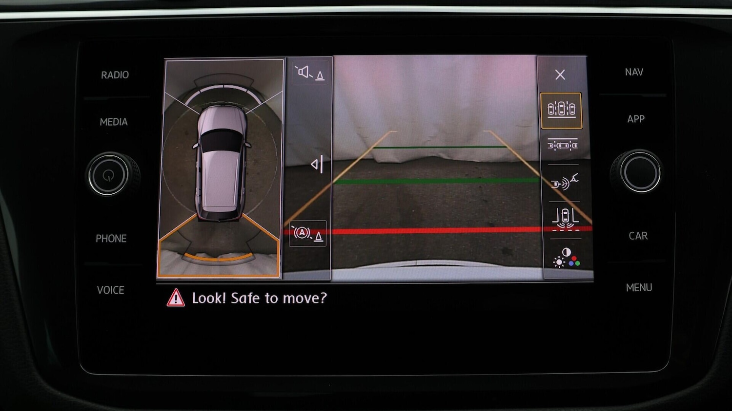 Used Volkswagen Tiguan 2019 for sale - 76688590: Photo 27