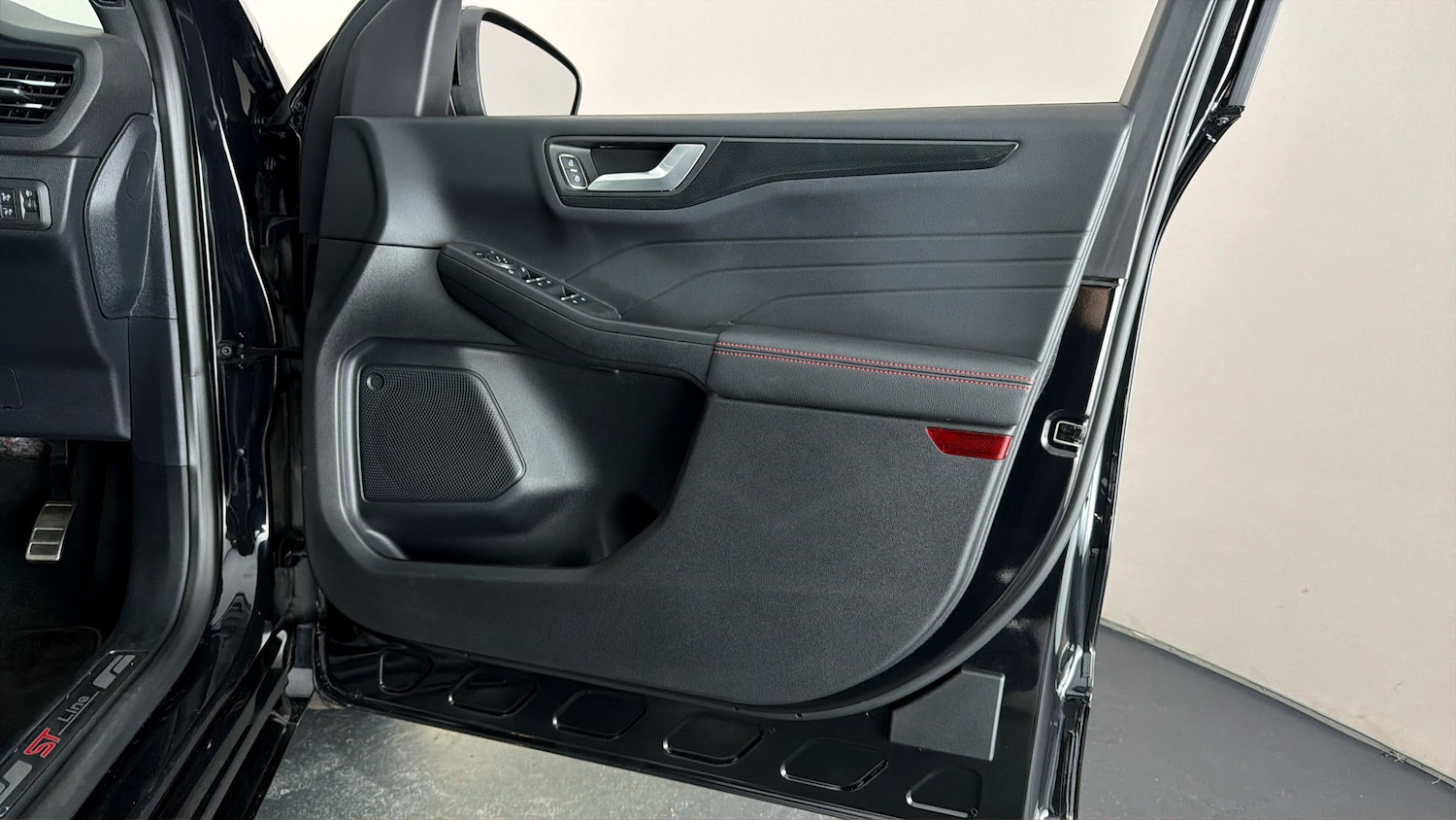 Used Ford Kuga 2022 for sale - 77703050: Photo 15