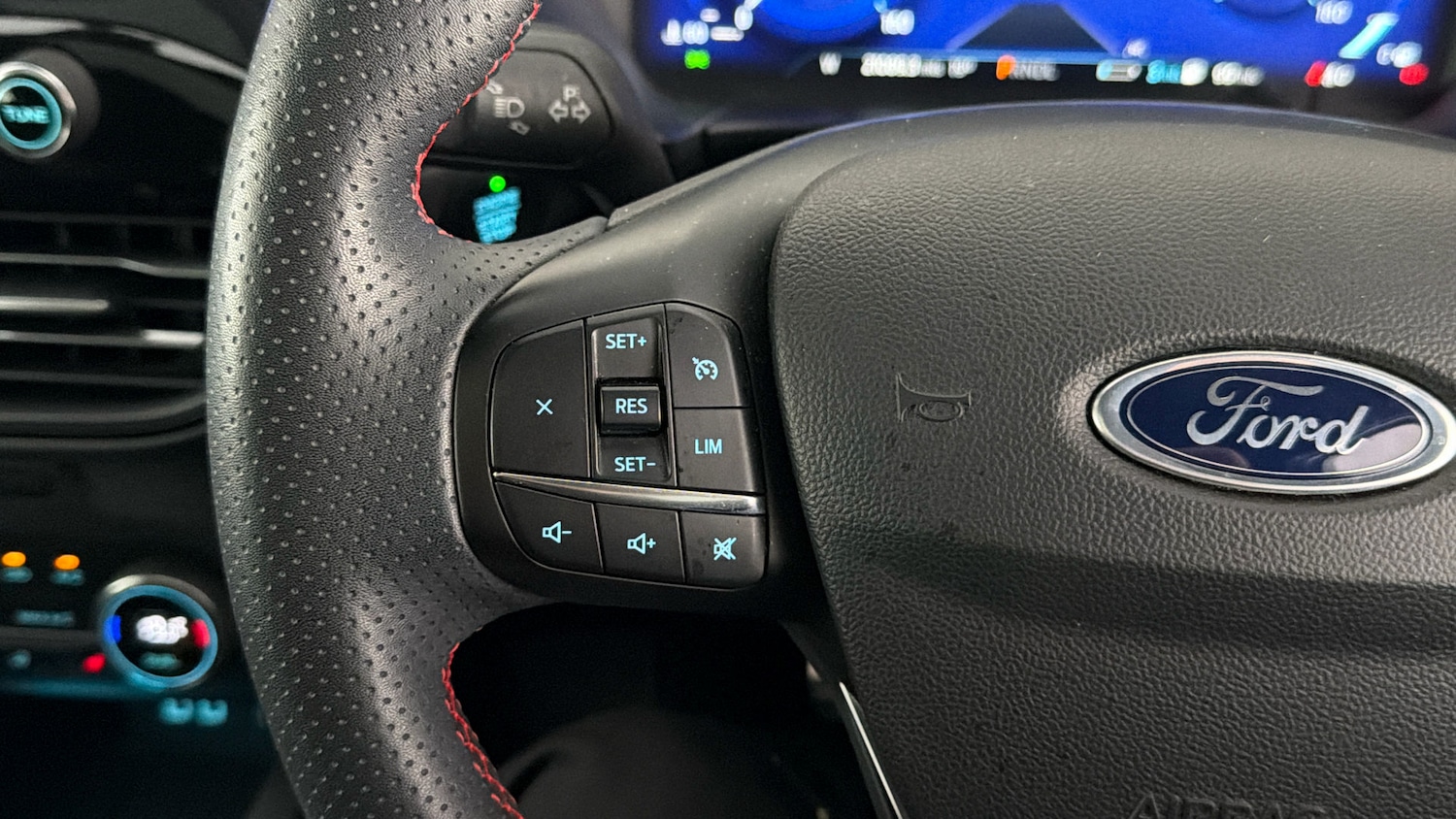 Used Ford Kuga 2022 for sale - 77703050: Photo 24