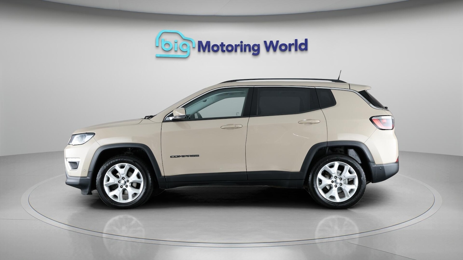 Used Jeep Compass 2018 for sale - 76370191: Photo 5