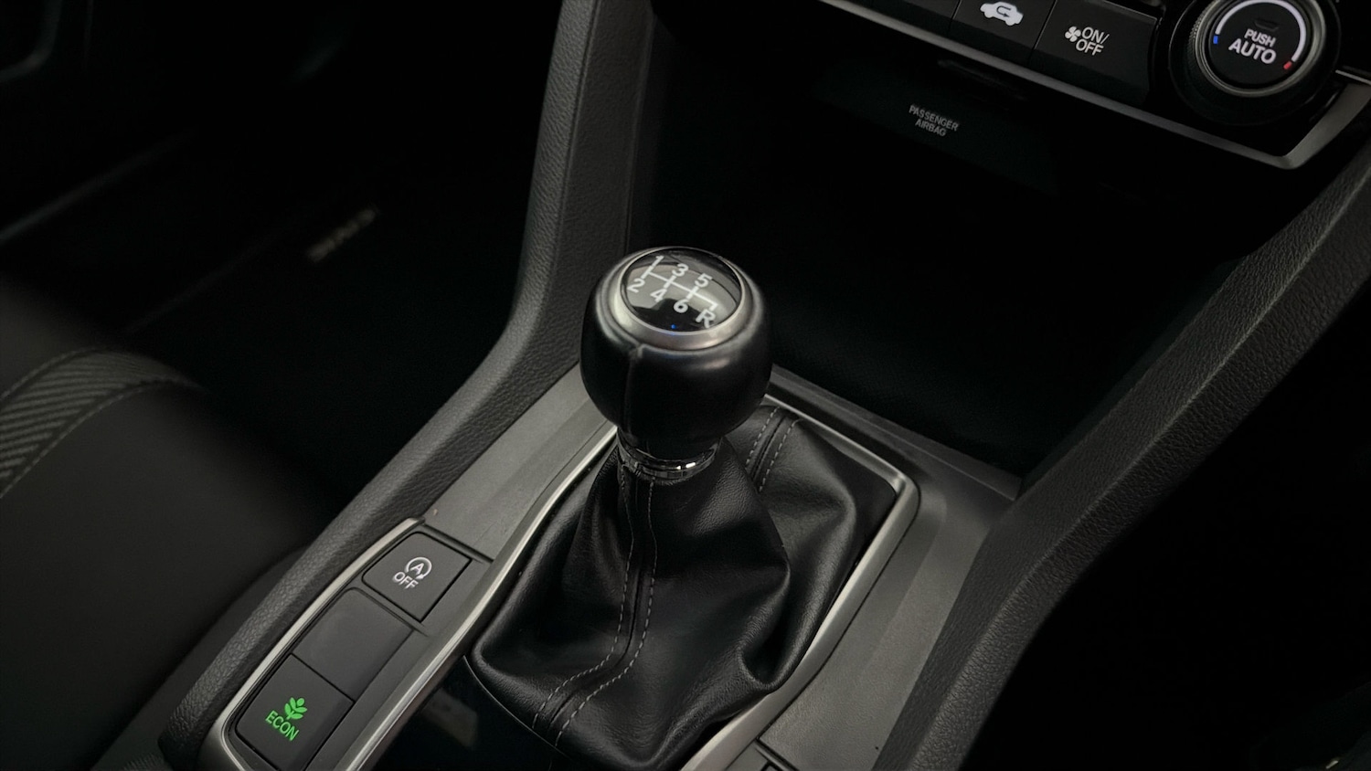 Used Honda Civic 2018 for sale - 78094813: Photo 25