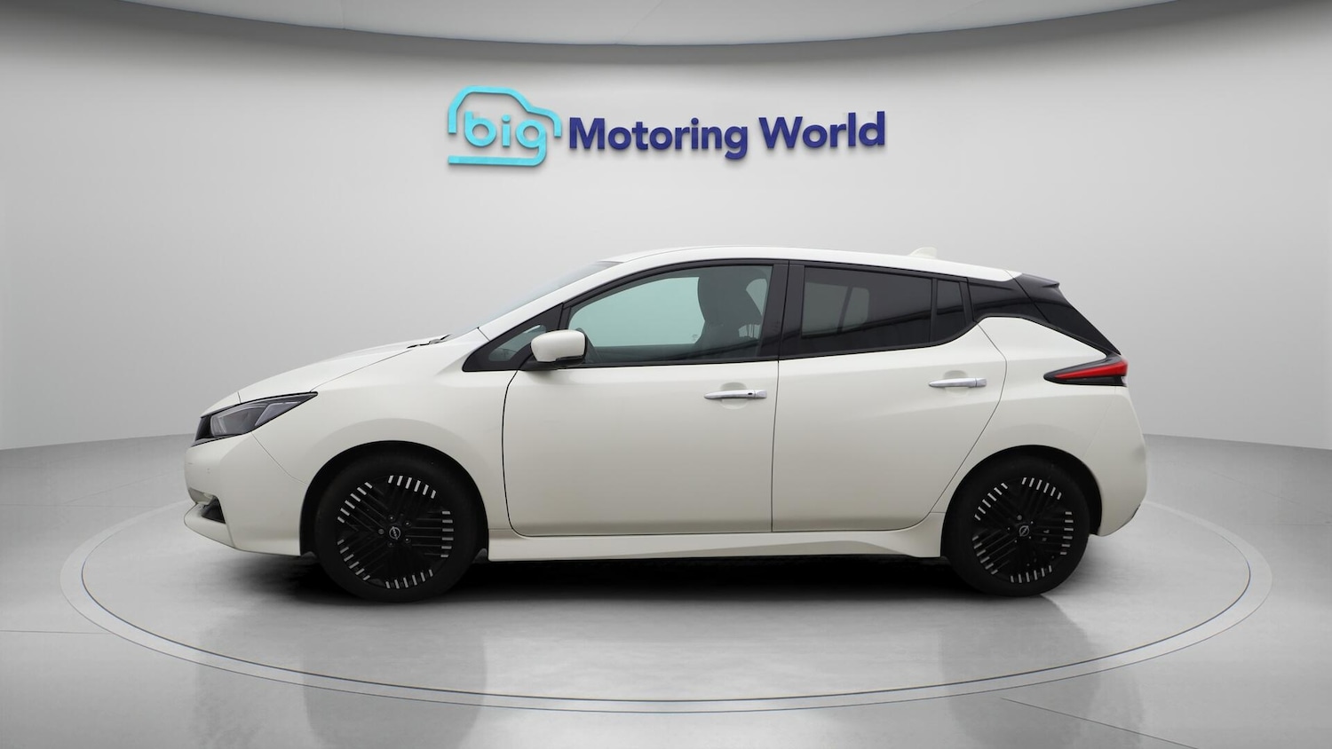 Used Nissan Leaf for sale - 76727235: Photo 5