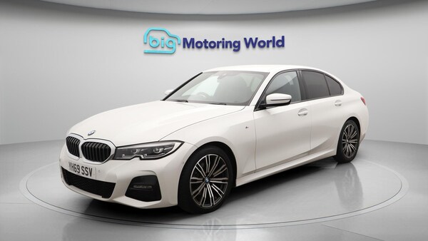 Used BMW 3 Series 2019 for sale - 76152468: Photo 4