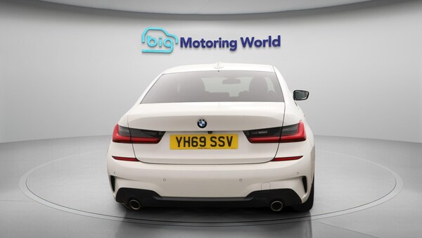 Used BMW 3 Series 2019 for sale - 76152468: Photo 7