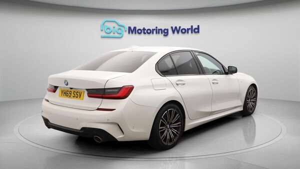 Used BMW 3 Series 2019 for sale - 76152468: Photo 8