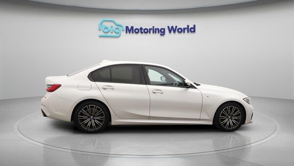 Used BMW 3 Series 2019 for sale - 76152468: Photo 9