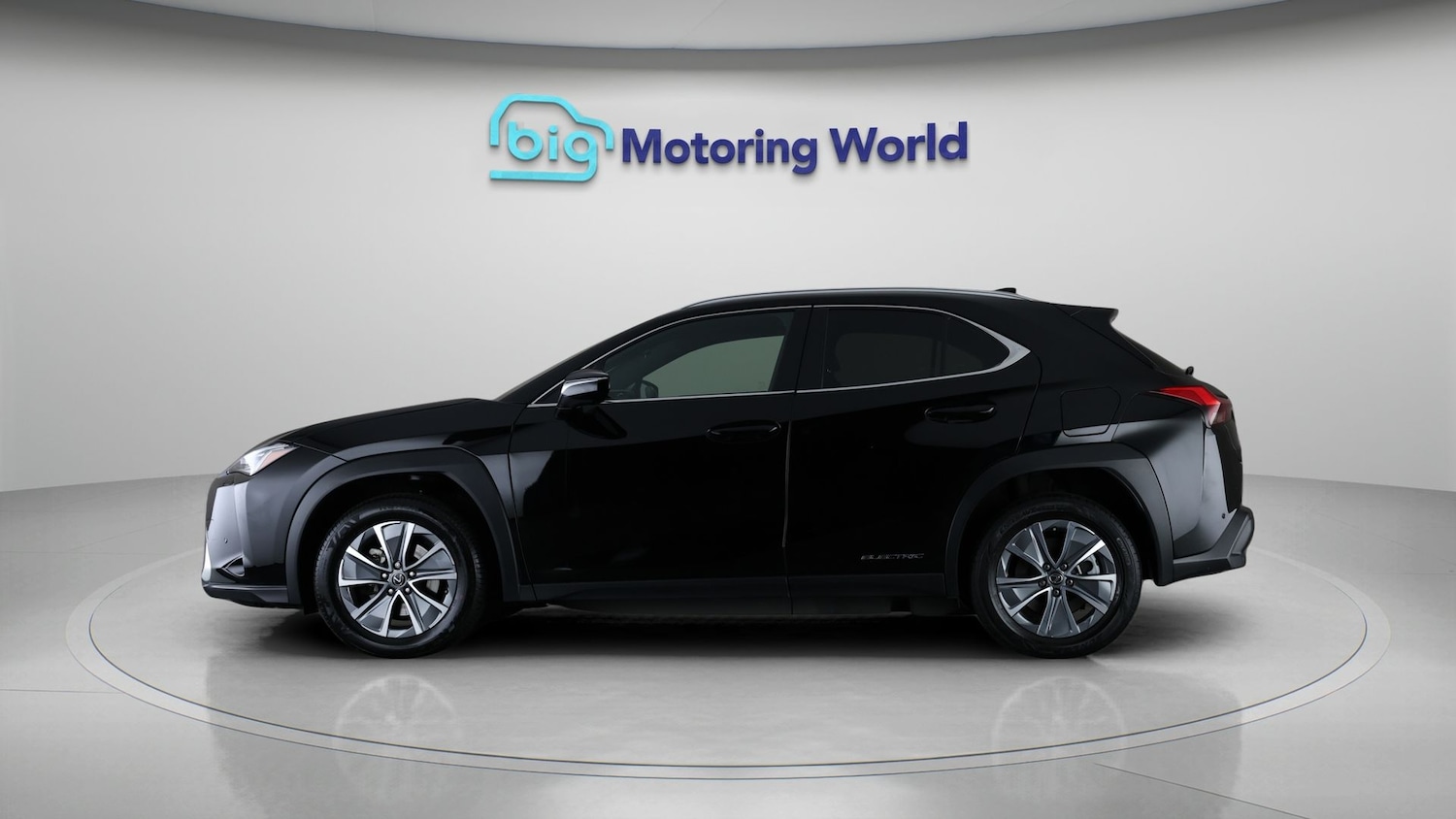 Used Lexus UX 2023 for sale - 77796944: Photo 4