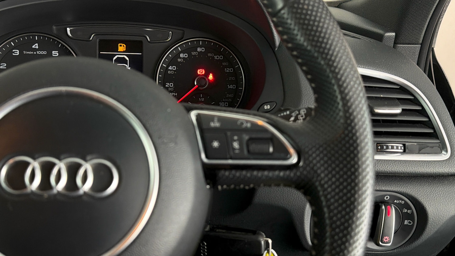 Used Audi Q3 2017 for sale - 77763282: Photo 22