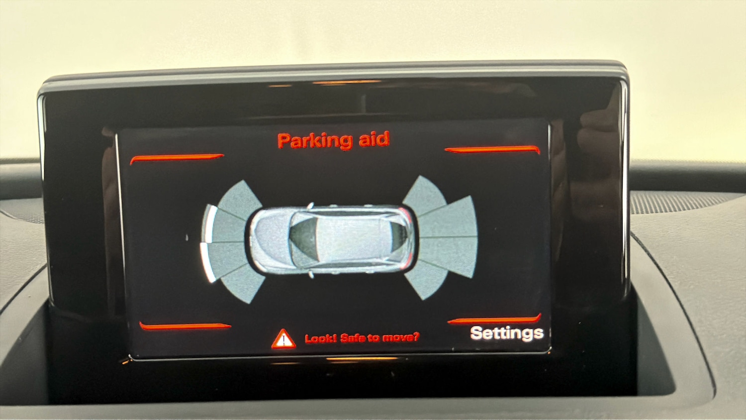 Used Audi Q3 2017 for sale - 77763282: Photo 25