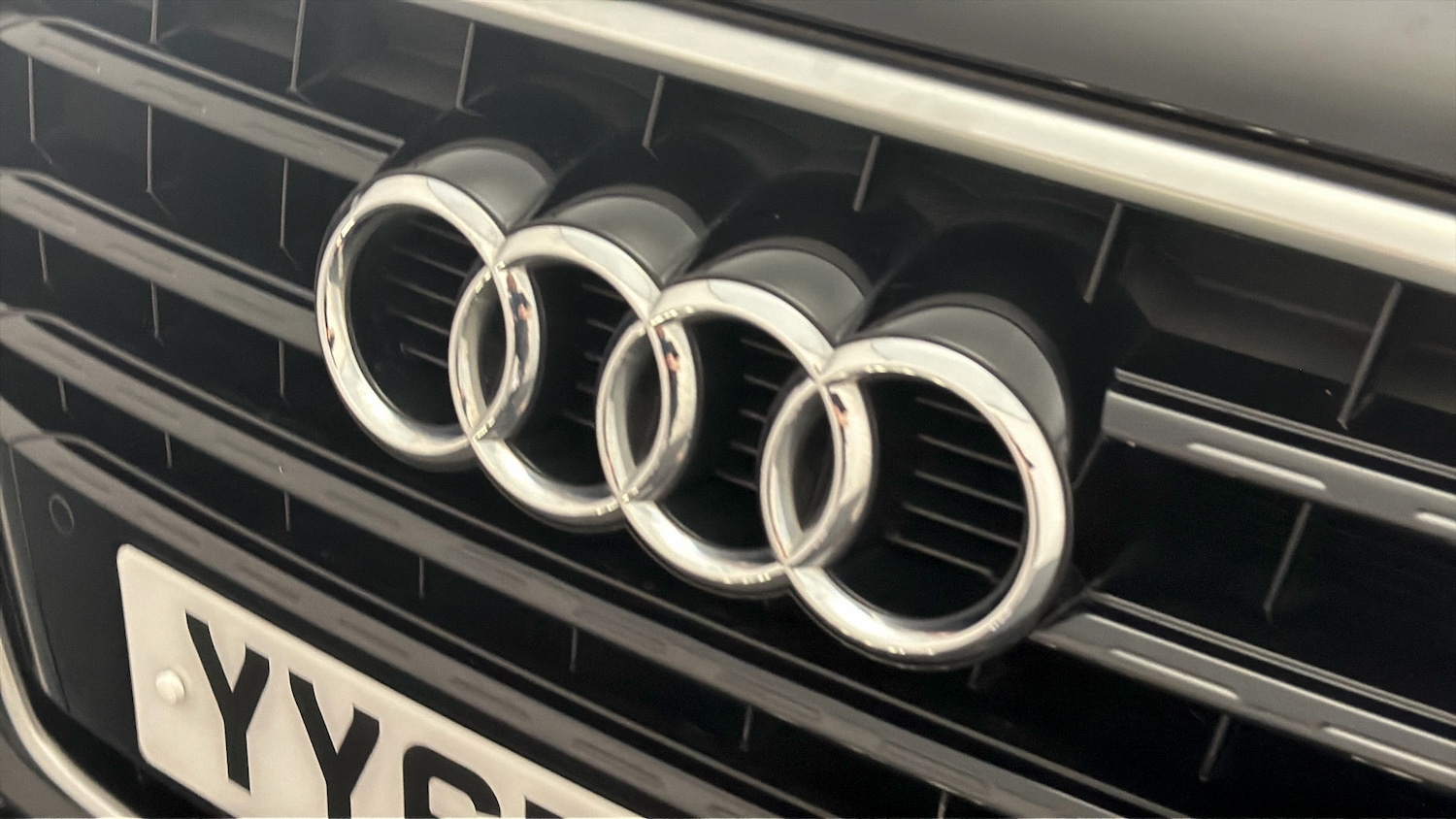 Used Audi Q3 2017 for sale - 77763282: Photo 26