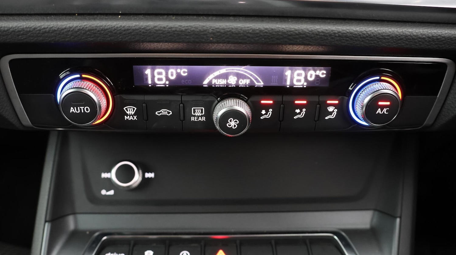 Used Audi Q3 2019 for sale - 76522339: Photo 12