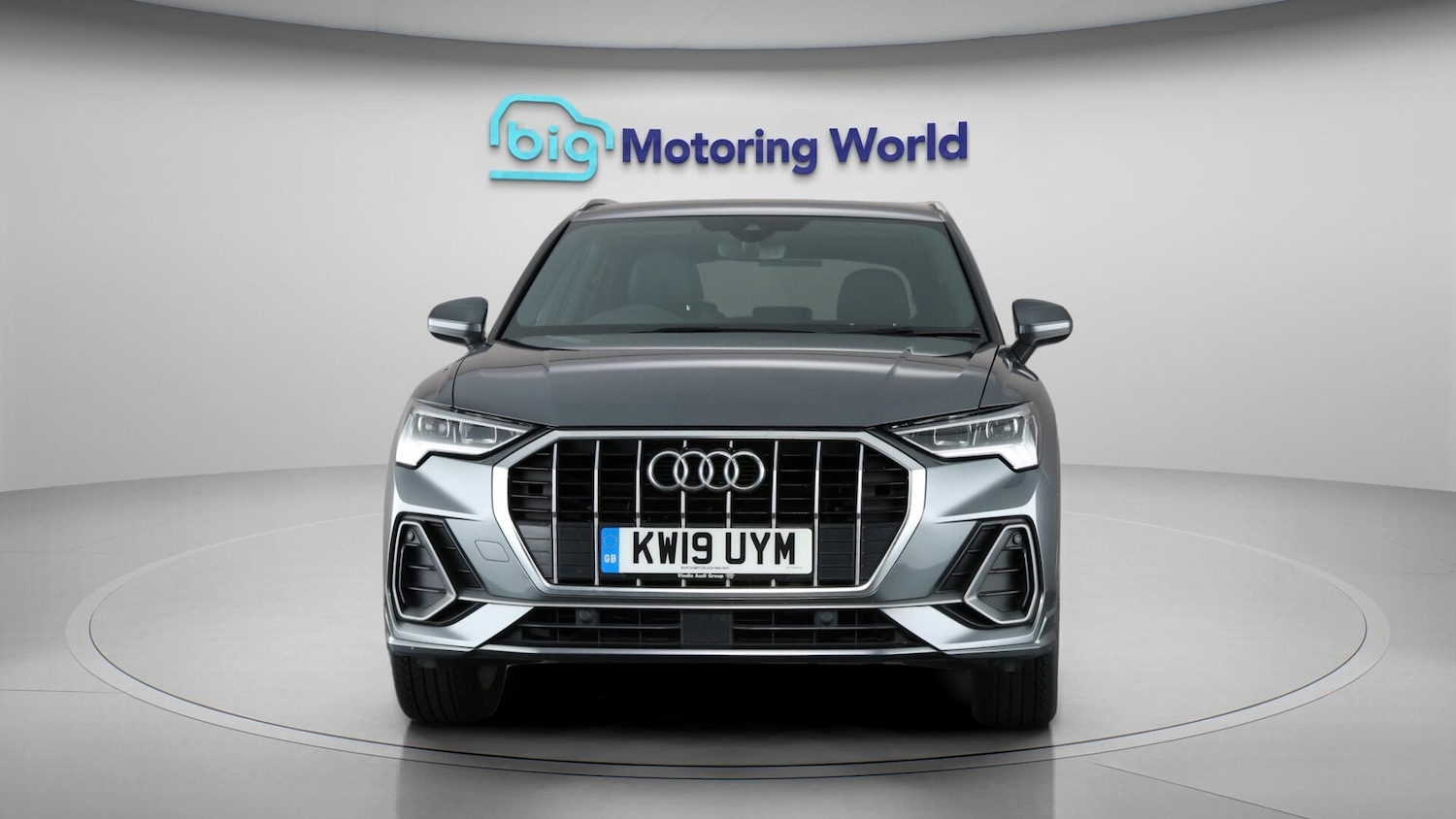 Used Audi Q3 2019 for sale - 76522339: Photo 2
