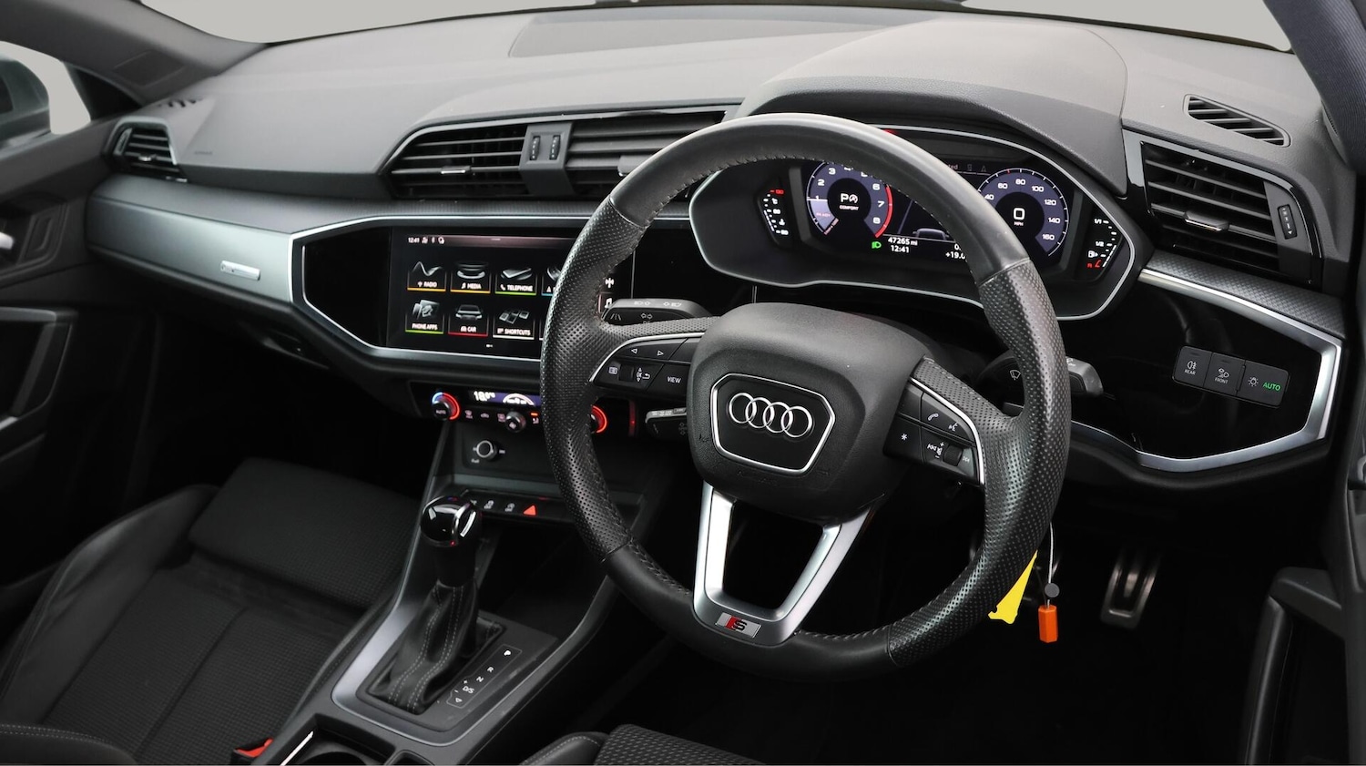 Used Audi Q3 2019 for sale - 76522339: Photo 9