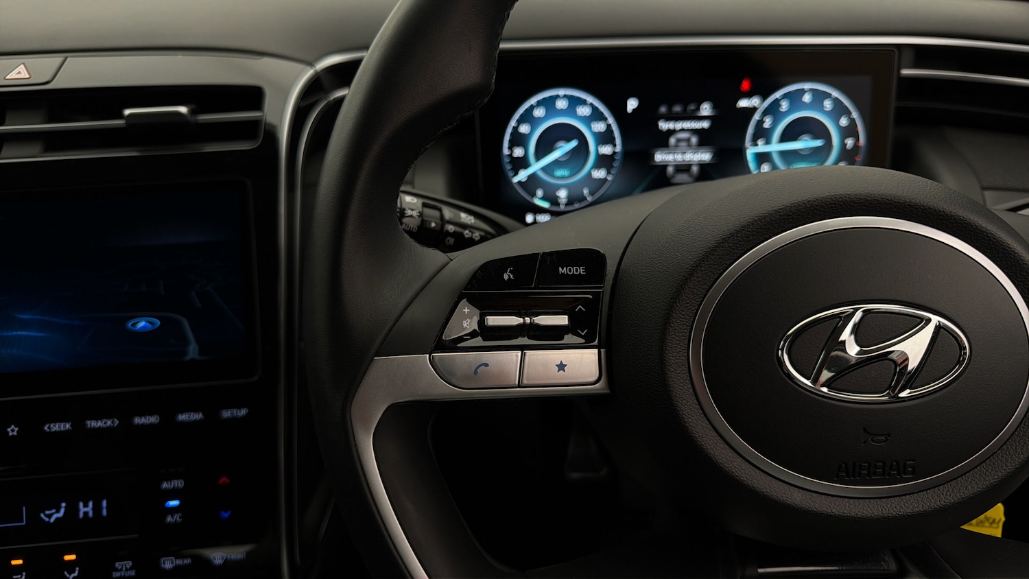 Used Hyundai TUCSON 2023 for sale - 78040121: Photo 23