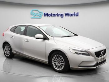 Used Volvo V40 2018 for sale - 75614062: Photo