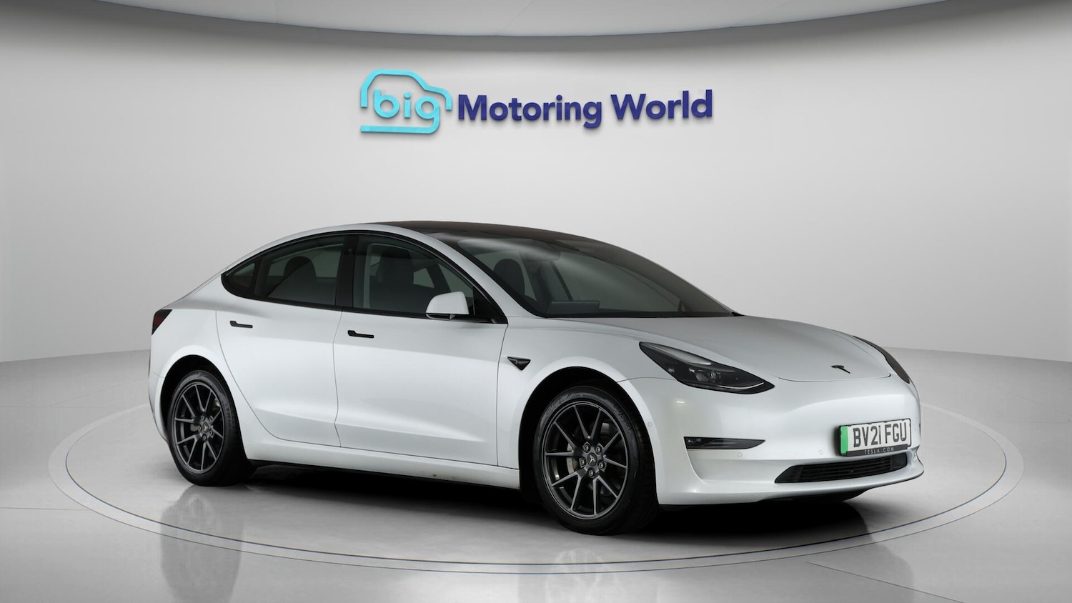 Used Tesla Model 3 2021 for sale - 76389298: Photo 2