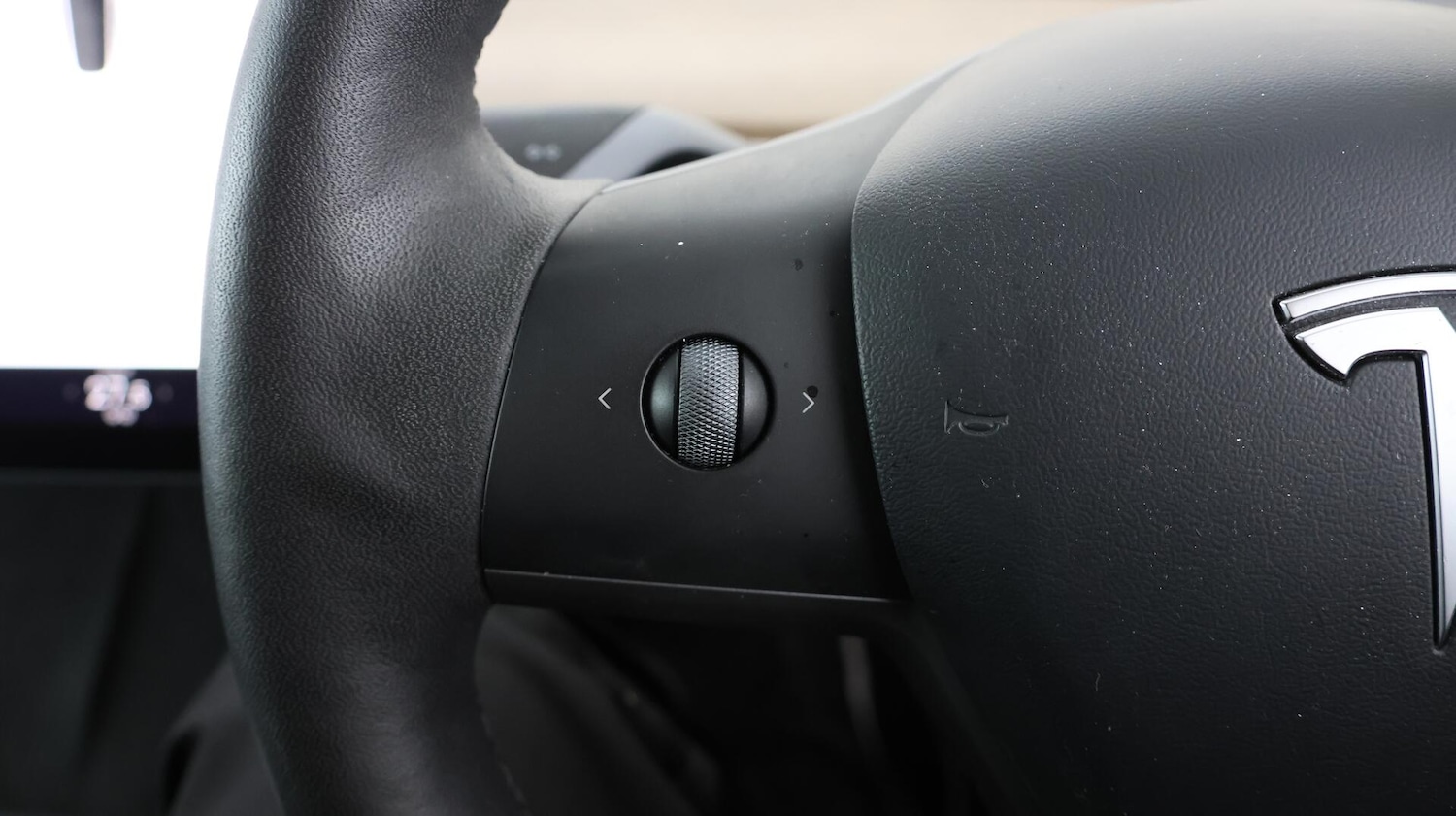 Used Tesla Model 3 2021 for sale - 76389298: Photo 25