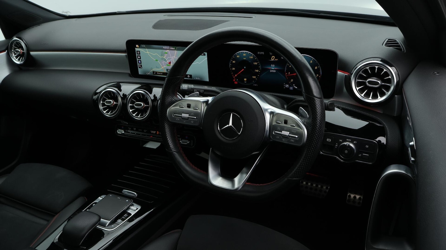 Used Mercedes-Benz A-Class 2019 for sale - 76432313: Photo 10