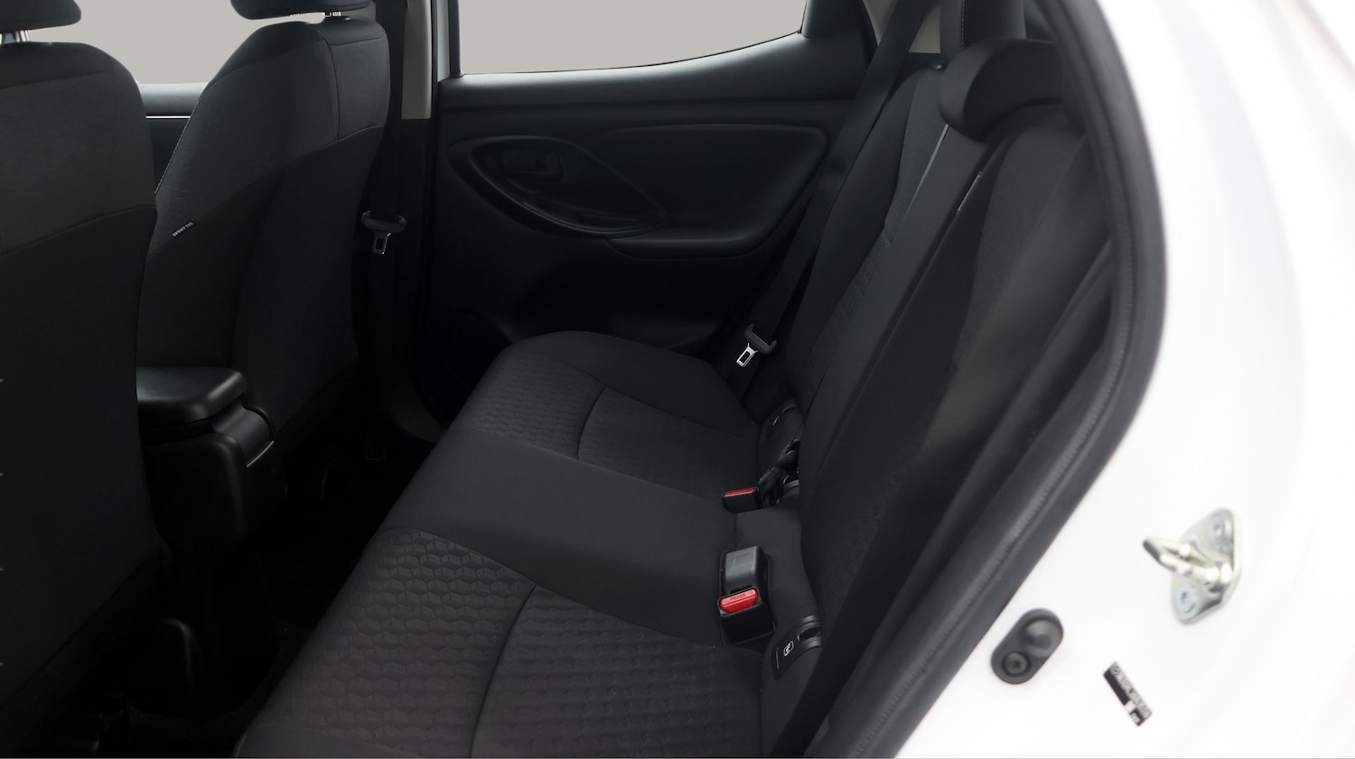 Used Mazda Mazda2 HYBRID 2023 for sale - 77233875: Photo 16