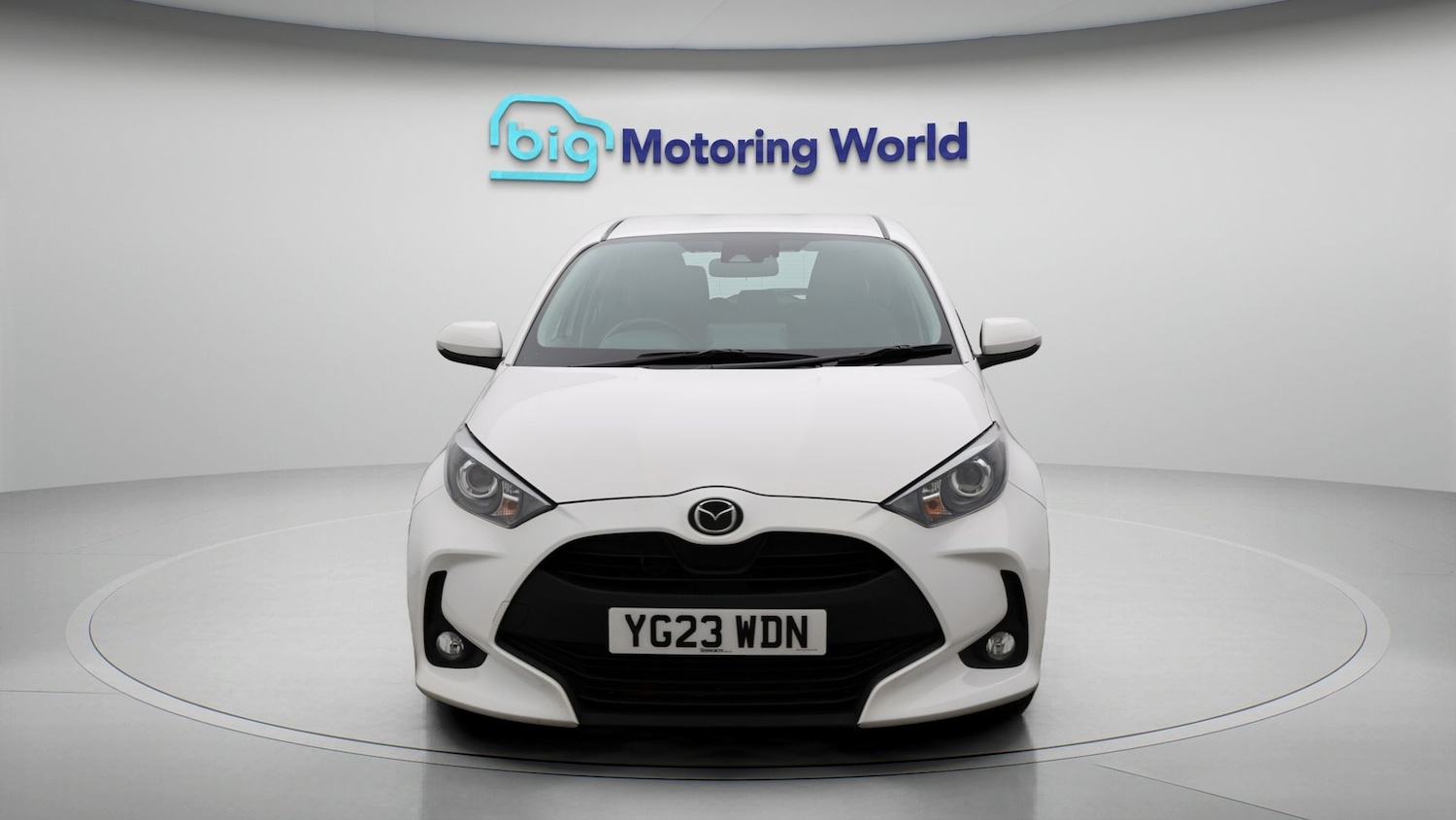 Used Mazda Mazda2 HYBRID 2023 for sale - 77233875: Photo 2