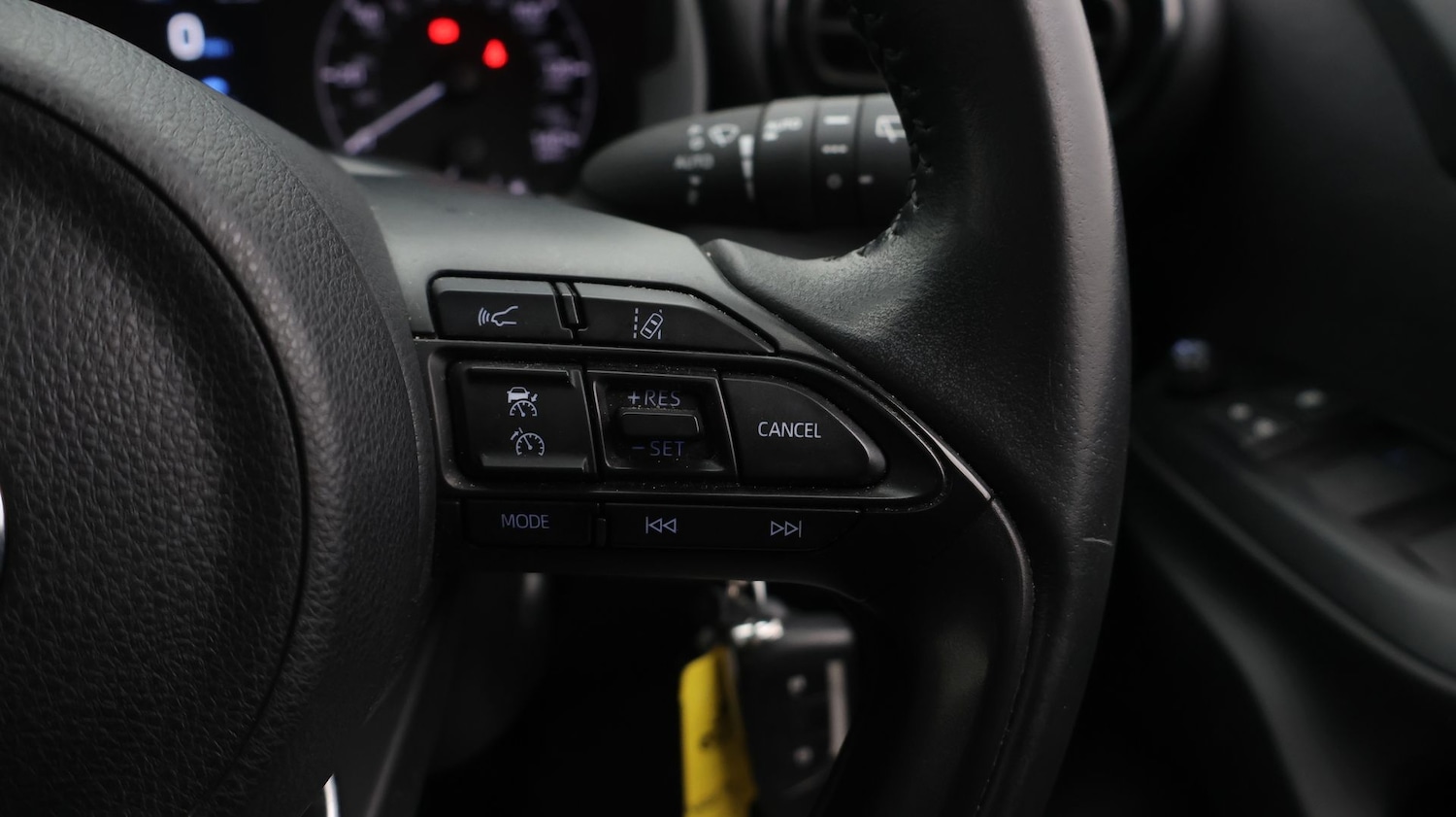 Used Mazda Mazda2 HYBRID 2023 for sale - 77233875: Photo 25