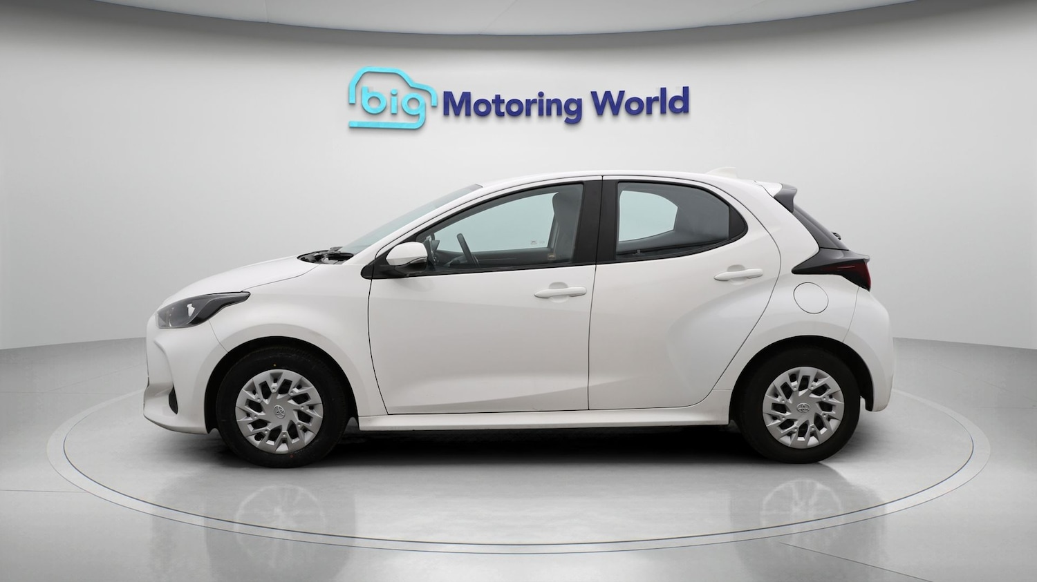 Used Mazda Mazda2 HYBRID 2023 for sale - 77233875: Photo 4