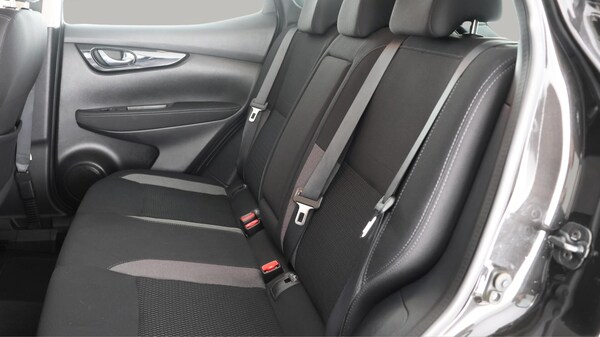 Used Nissan Qashqai 2017 for sale - 76250902: Photo 16