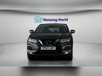 Used Nissan Qashqai 2017 for sale - 76250902: Photo 3