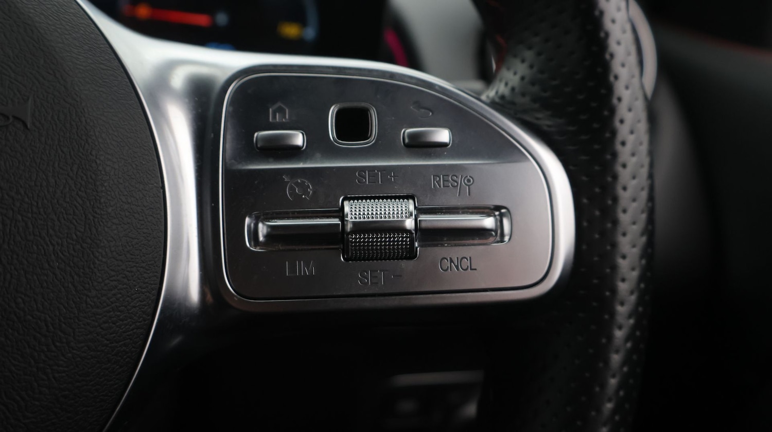 Used Mercedes-Benz EQB 2022 for sale - 77222803: Photo 30