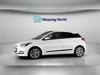 Used Hyundai i20 2017 for sale - 79057595: Photo