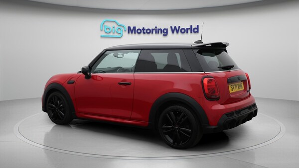 Used MINI Hatch 2021 for sale - 76175352: Photo 6