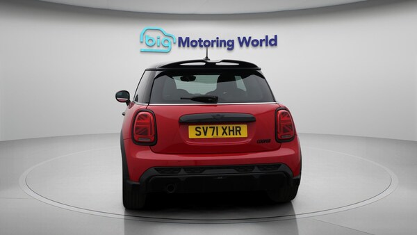 Used MINI Hatch 2021 for sale - 76175352: Photo 7