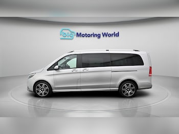 Used Mercedes-Benz V-Class 2023 for sale - 79355550: Photo
