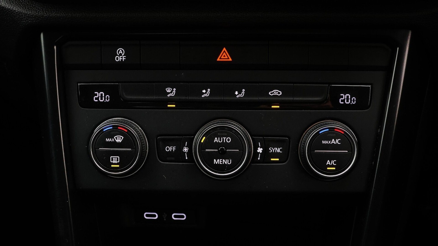 Used Volkswagen T-Roc 2021 for sale - 77461593: Photo 12