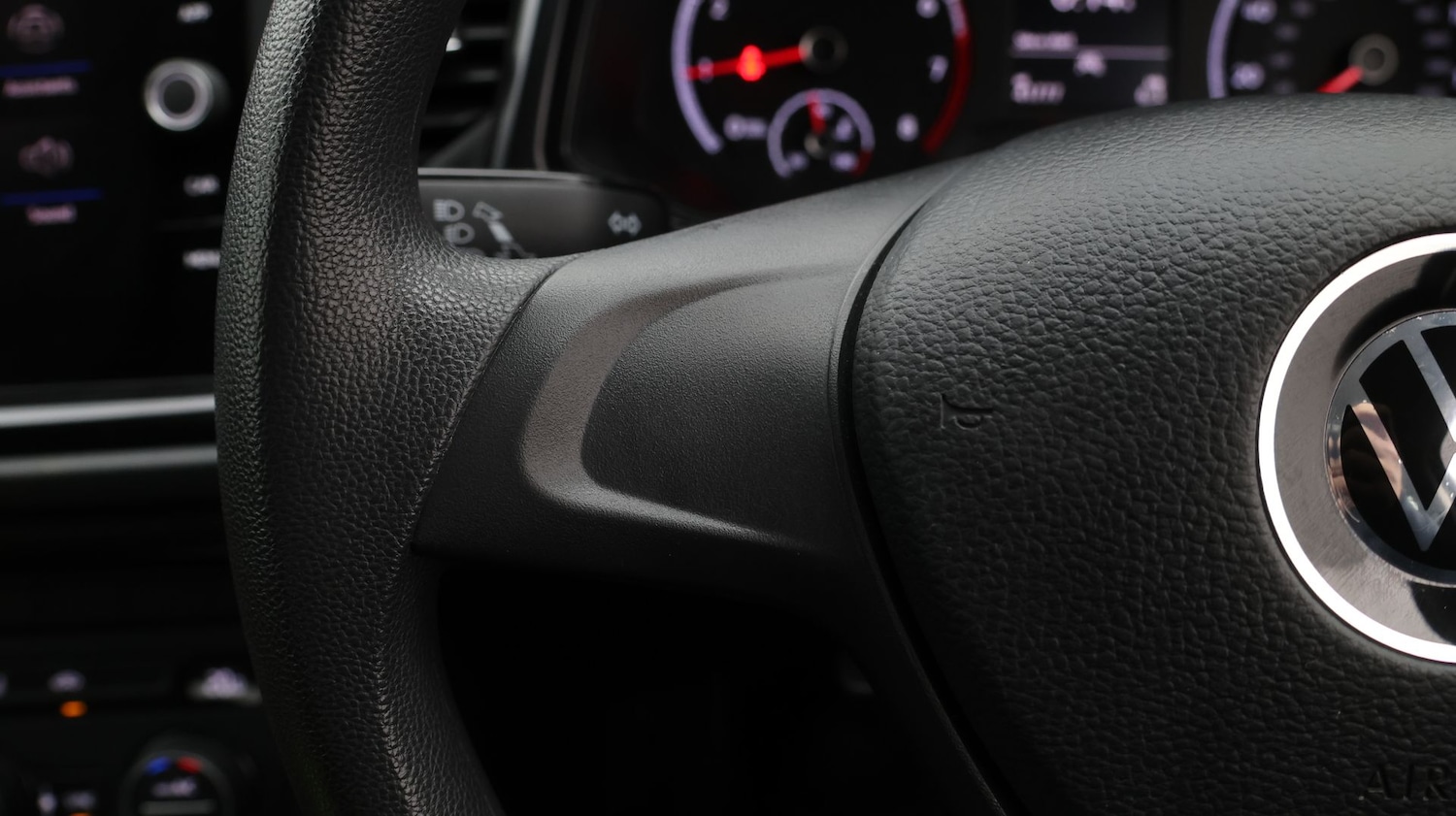 Used Volkswagen T-Roc 2021 for sale - 77461593: Photo 21