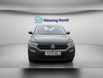 Used Volkswagen T-Roc 2021 for sale - 77461593: Photo