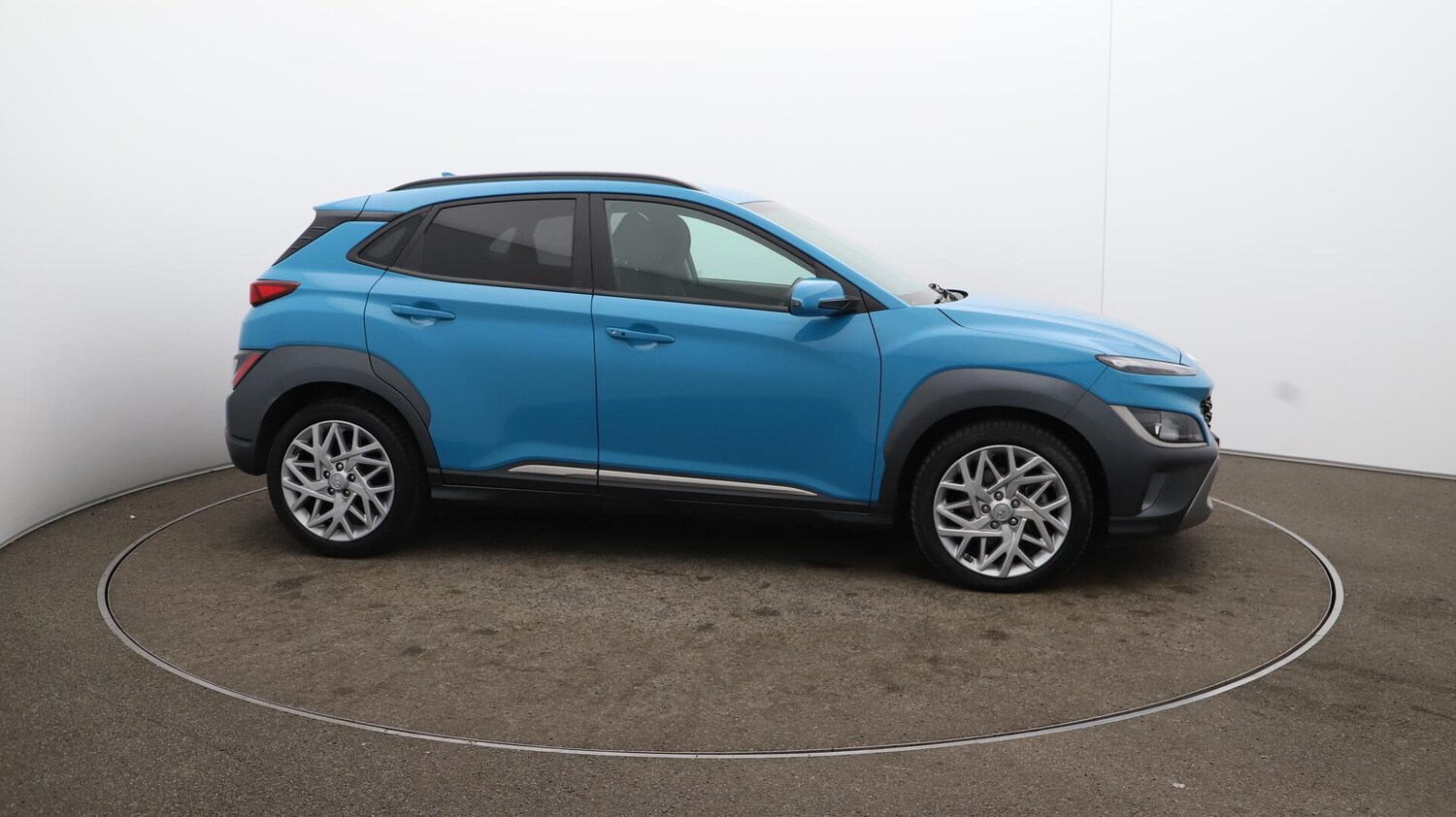 Used Hyundai KONA 2023 for sale - 76121330: Photo 37