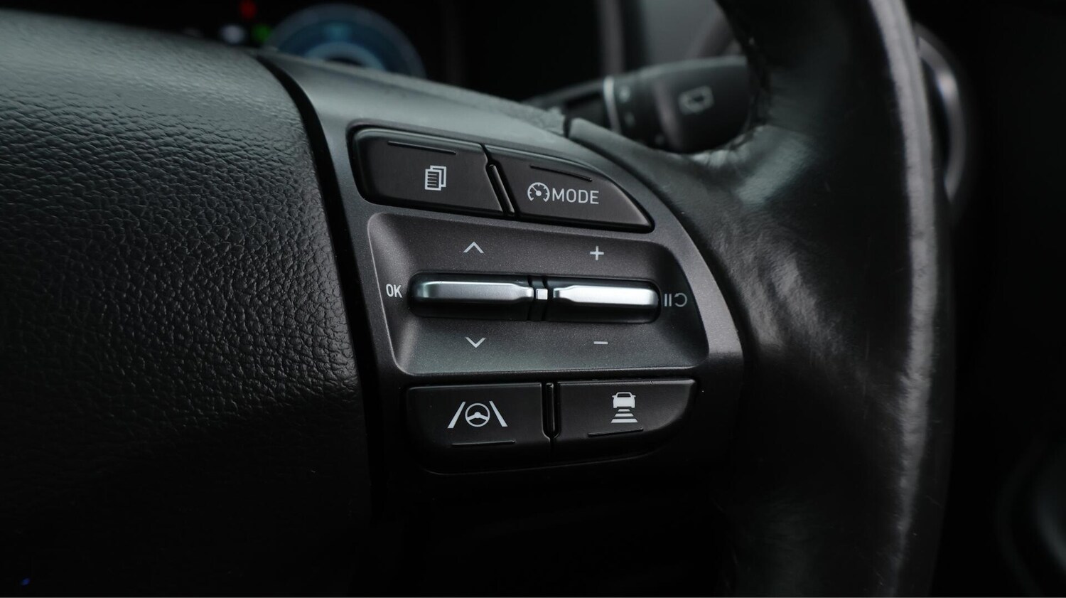 Used Hyundai KONA 2023 for sale - 76121330: Photo 42