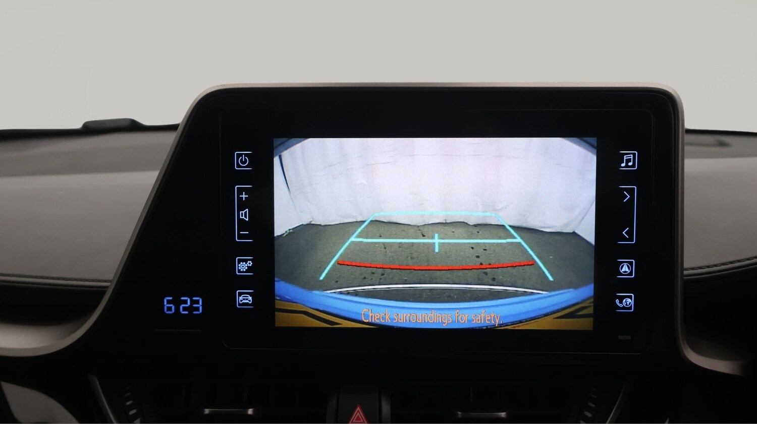 Used Toyota C-HR 2019 for sale - 77364135: Photo 24