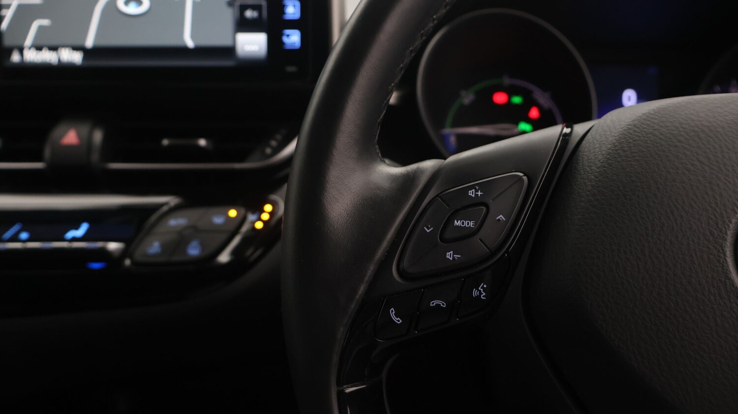 Used Toyota C-HR 2019 for sale - 77364135: Photo 25