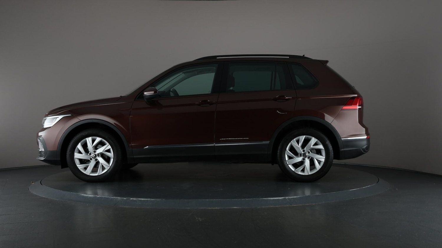 Used Volkswagen Tiguan 2021 for sale - 76377484: Photo 38