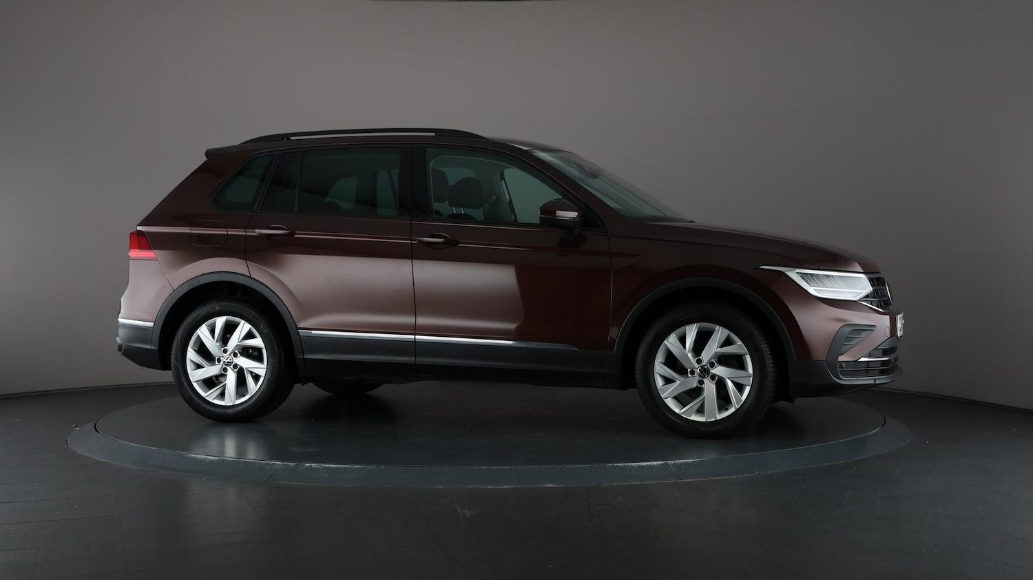 Used Volkswagen Tiguan 2021 for sale - 76377484: Photo 60