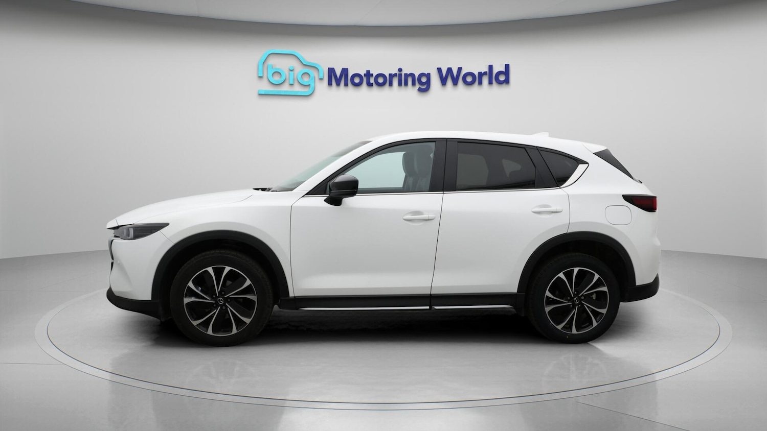 Used Mazda CX-5 2023 for sale - 76432256: Photo 5