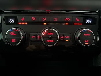 Used SEAT Leon 2019 for sale - 79747986: Photo