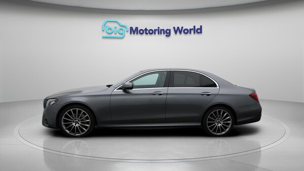 Used Mercedes-Benz E-Class 2018 for sale - 76247306: Photo 5