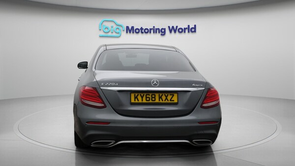 Used Mercedes-Benz E-Class 2018 for sale - 76247306: Photo 7